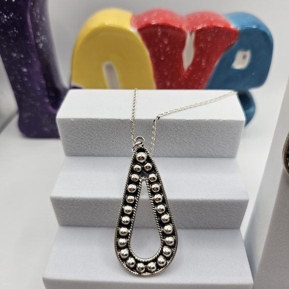 Elegant Sterling Silver Necklace & Earring Set - Picture 2 of 3